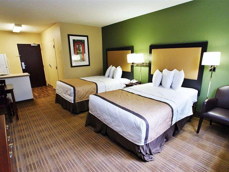 Extended Stay America Suites - Portland - Vancouver Evergreen Экстерьер фото