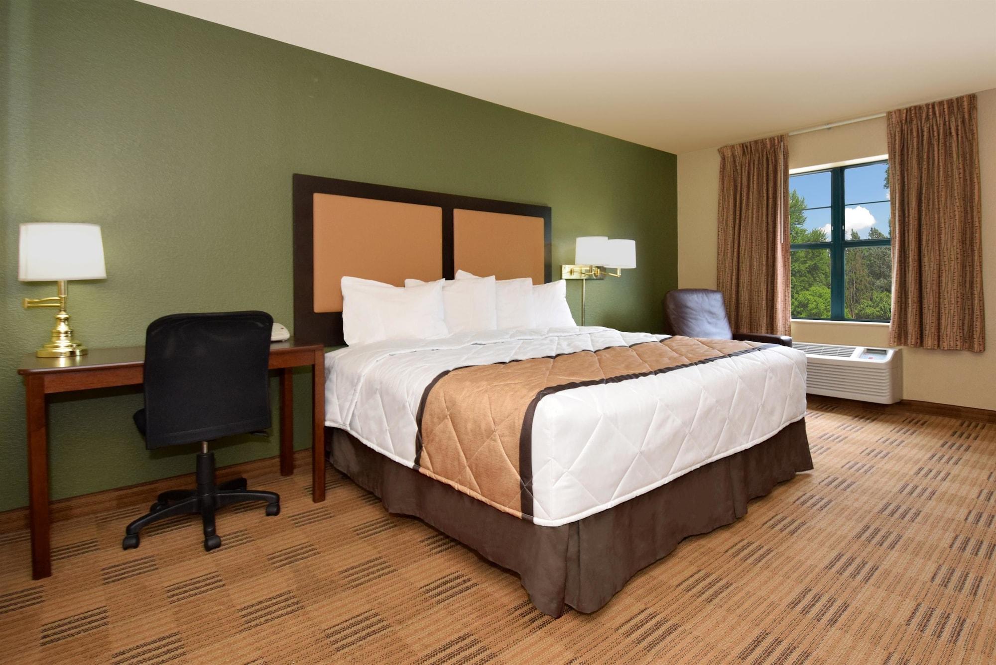 Extended Stay America Suites - Portland - Vancouver Evergreen Экстерьер фото