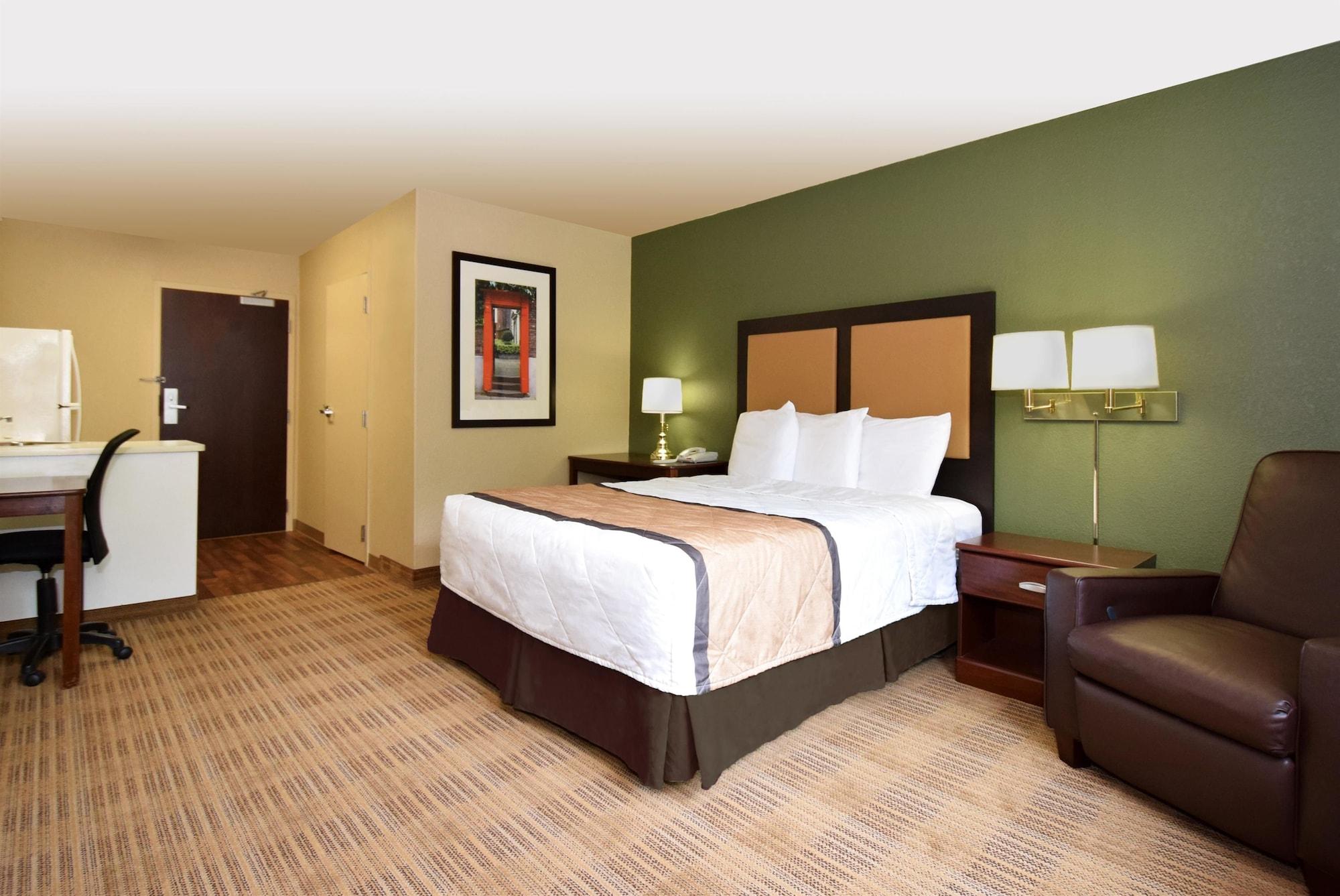 Extended Stay America Suites - Portland - Vancouver Evergreen Экстерьер фото